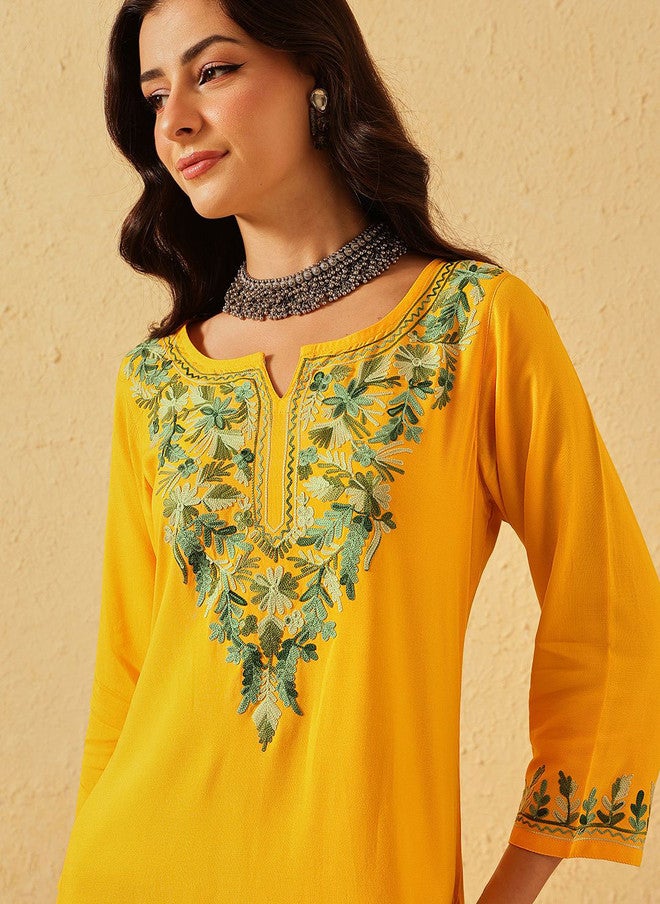 Qazmi Kashmiri Aari Work Viscose Rayon Straight Kurta - Image 2